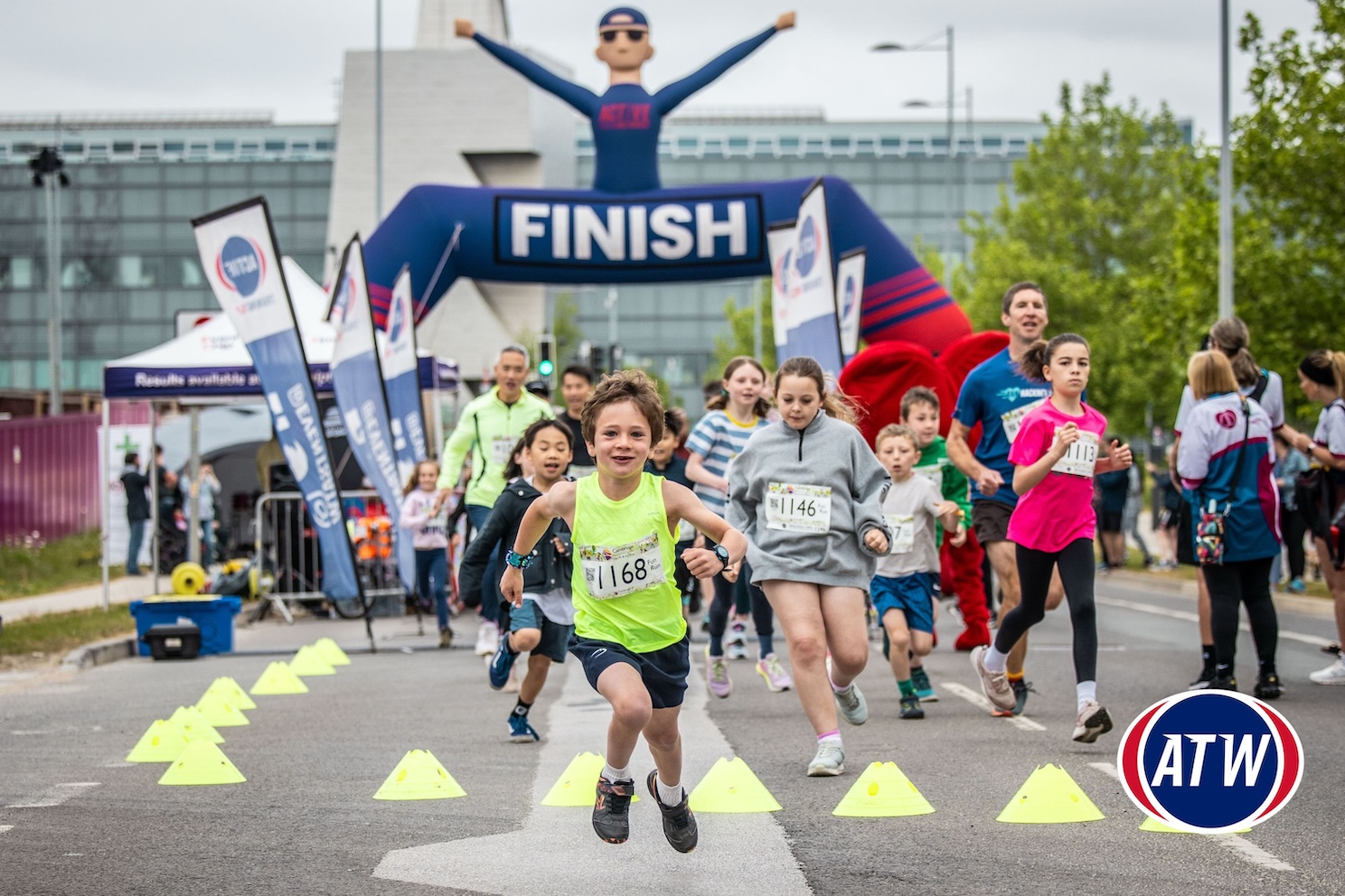Boy sets off on the Cambridge Biomedical Campus Fun Run